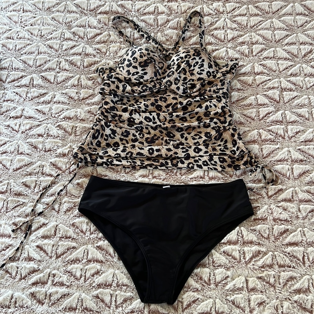 NWOT Tankini Set